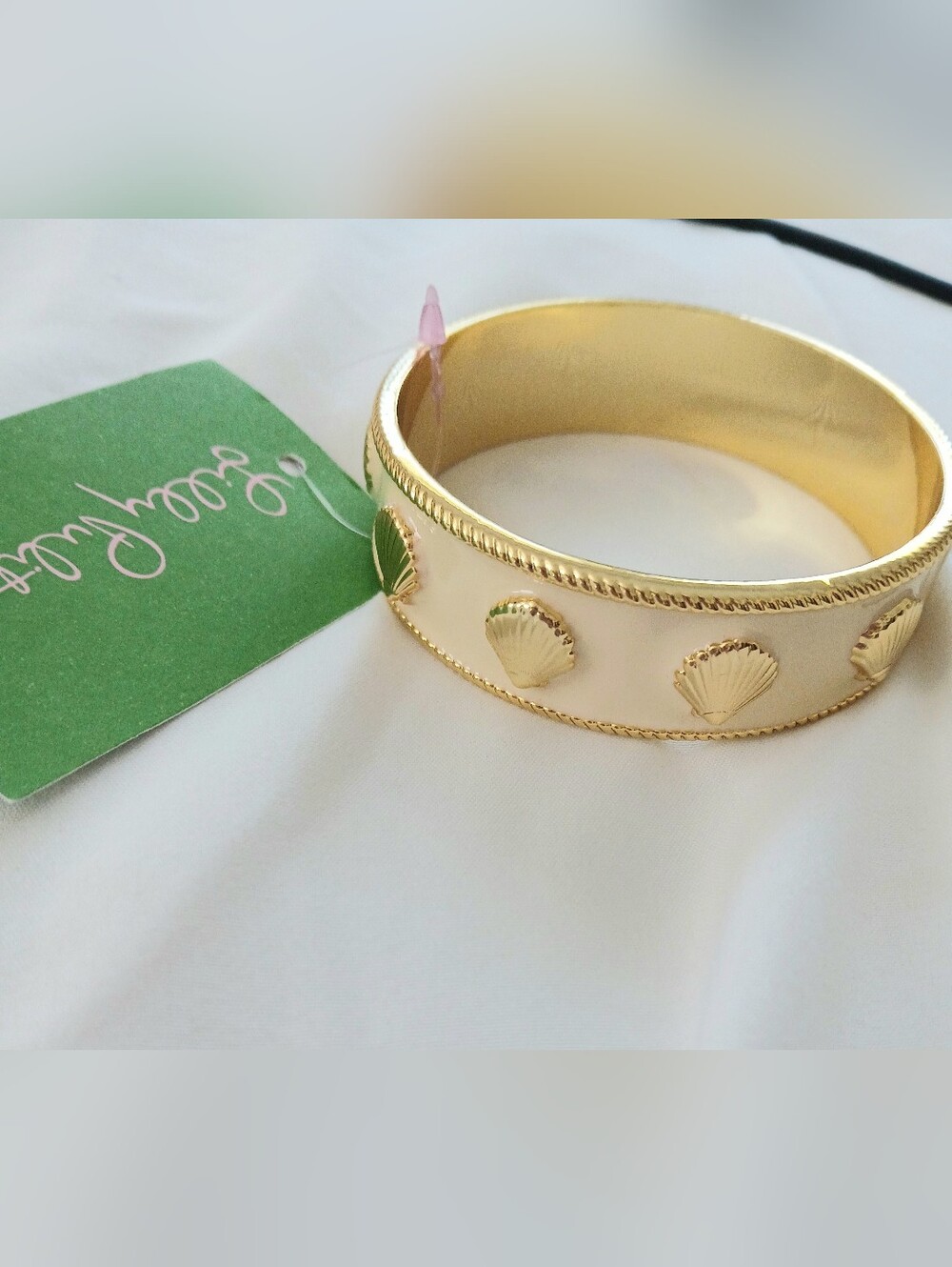 New With Tags-Lily Pulitzer-Bangle Bracelet-Pastel Yellow Seashellss